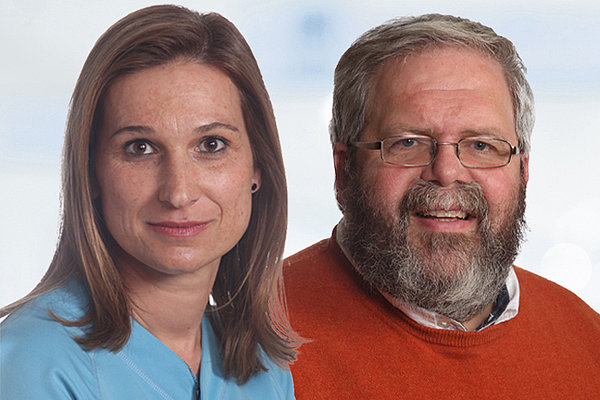 Zwei Personen, die den Letzte-Hilfe-Kurs führen